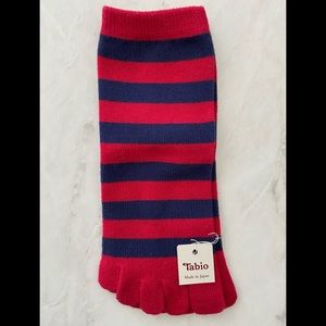 NWT Tabio Crew Toe Socks